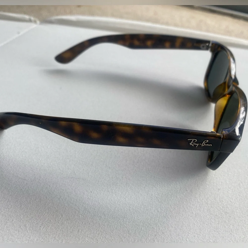 Bundle of women’s sunglasses pink tint - Picture 3 of 5